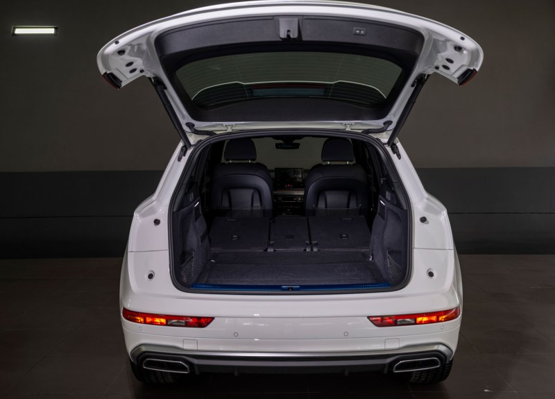 Audi_q5_facelift_2021_chính_thức_ra_mắt_thị_trường_việt_nam_xe_tinhte-12.jpg