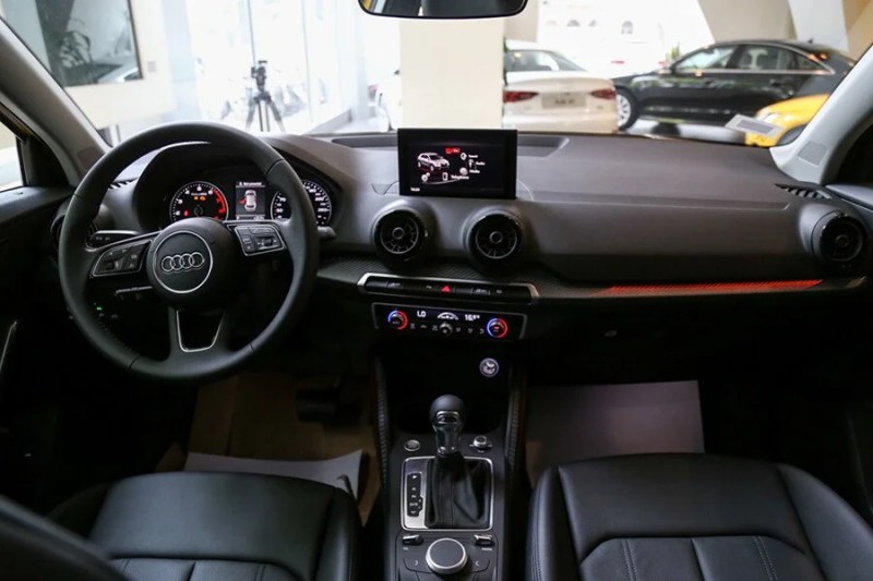 Nội thất xe Audi Q2 - Hình 1